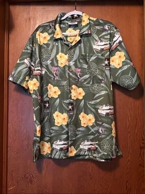 U.S. Army Green Hawaiian-Style Short Sleeve Button-Up Yellow Floral Print XL LN